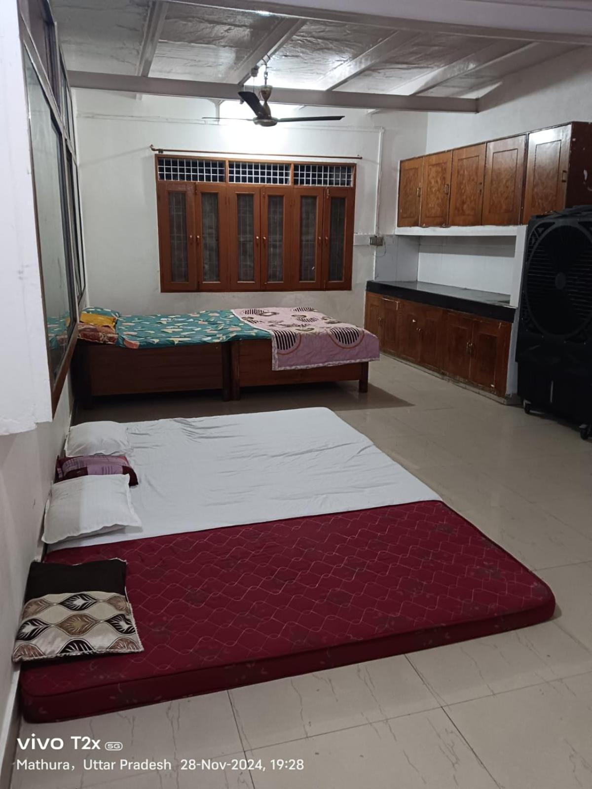 Hotel Hari Krishnam Residency Mathura Exterior foto